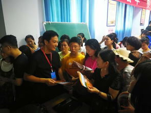 計算機與信息工程學院赴三門峽靈寶開展教授博士進中學新高考咨詢宣傳活動